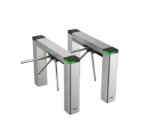 Cổng kiểm soát vào/ra 3 nhánh.